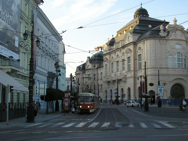 90 Bratislava, 06.07.11